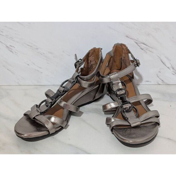 Euro Soft by Soft Women's Silver Metallic Open Toe Wedge Heels Sandals Size 7M - Picture 1 of 9